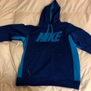 Nike Therma-Fit Hoodie